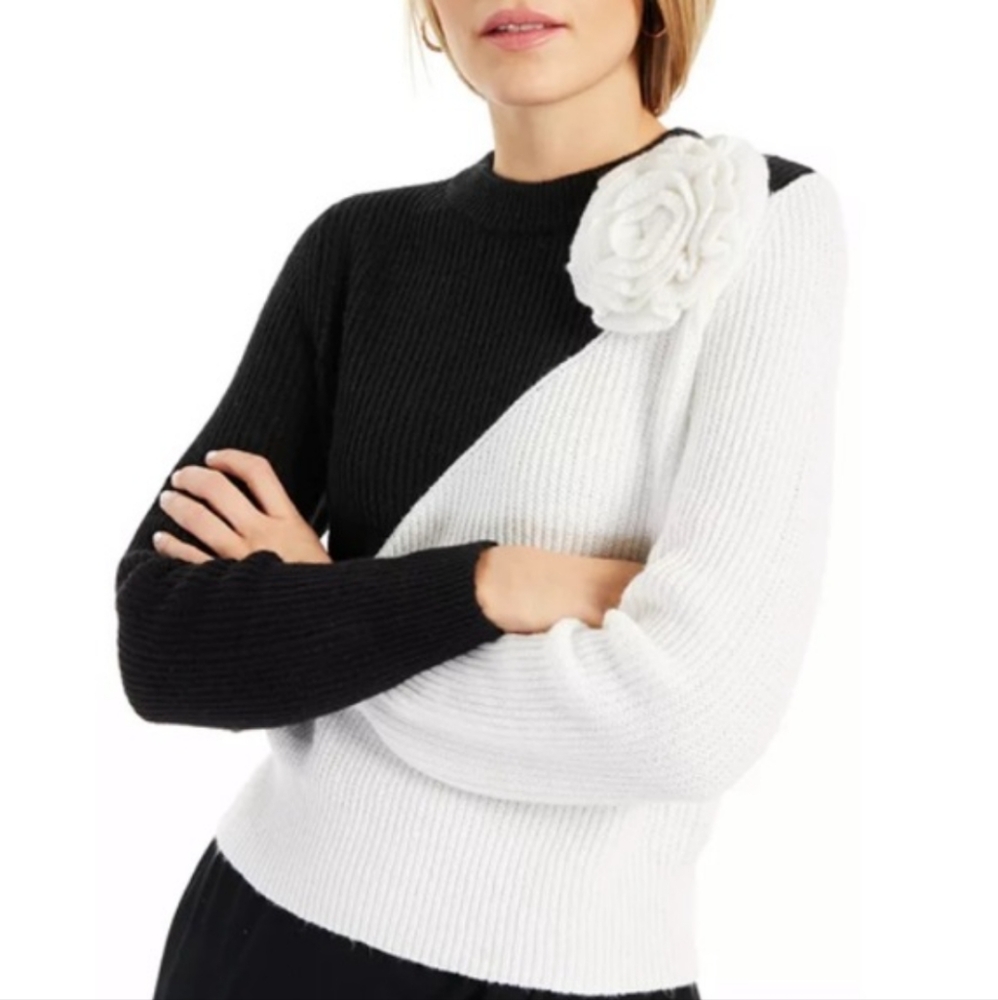 Inc 'In Full Bloom' black & white short sweater with knit rose pin size XS